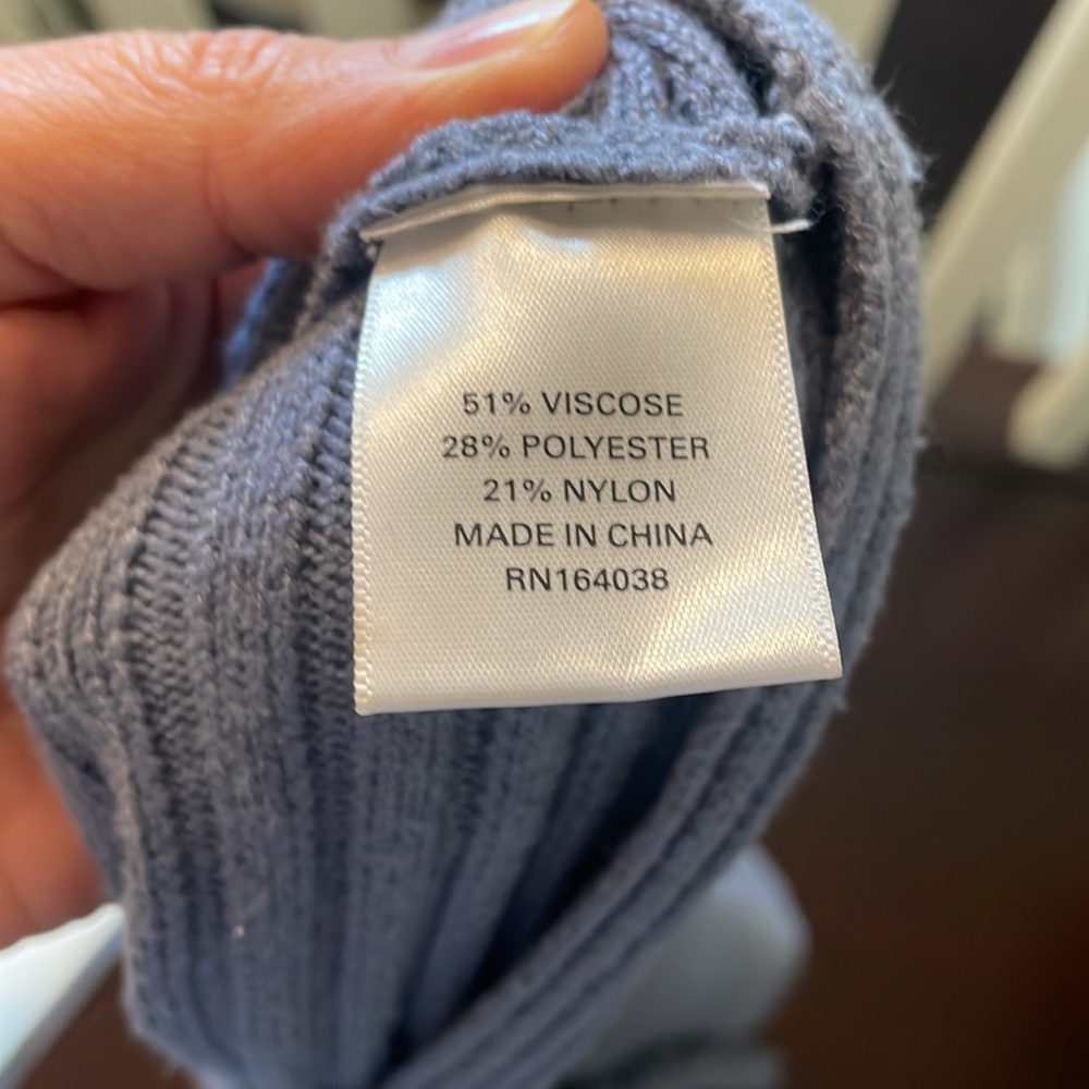 Sweater - Picture 2 of 2